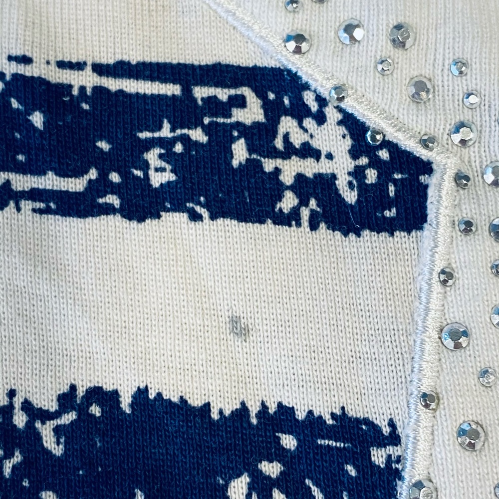 Striped Star Top - Picture 9 of 16